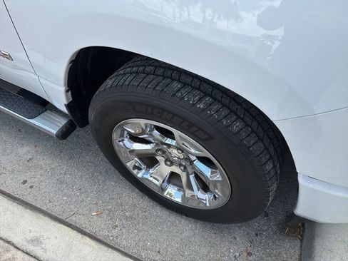 Used 2021 RAM 1500 Big Horn image 8