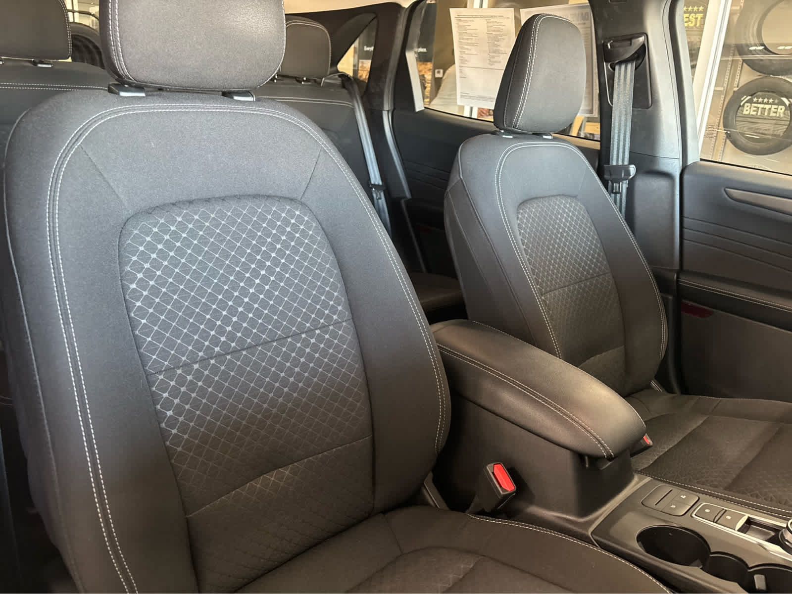Certified 2024 Ford Escape Active AWD/4WD image 39