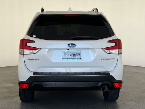 Used 2021 Subaru Forester Limited w/ Popular Package #3 AWD/4WD image 5
