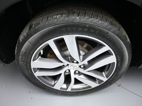 Used 2017 Honda Pilot Elite image 12