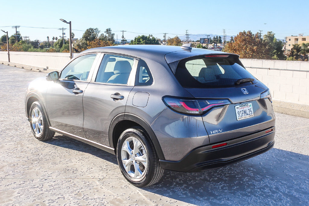 Certified 2025 Honda HR-V LX image 4