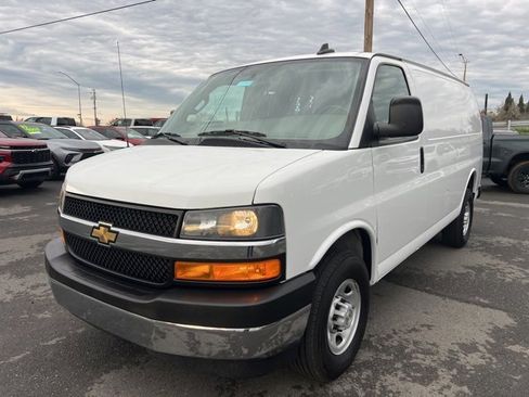 Used 2024 Chevrolet Express 2500 w/ Driver Convenience Package image 11