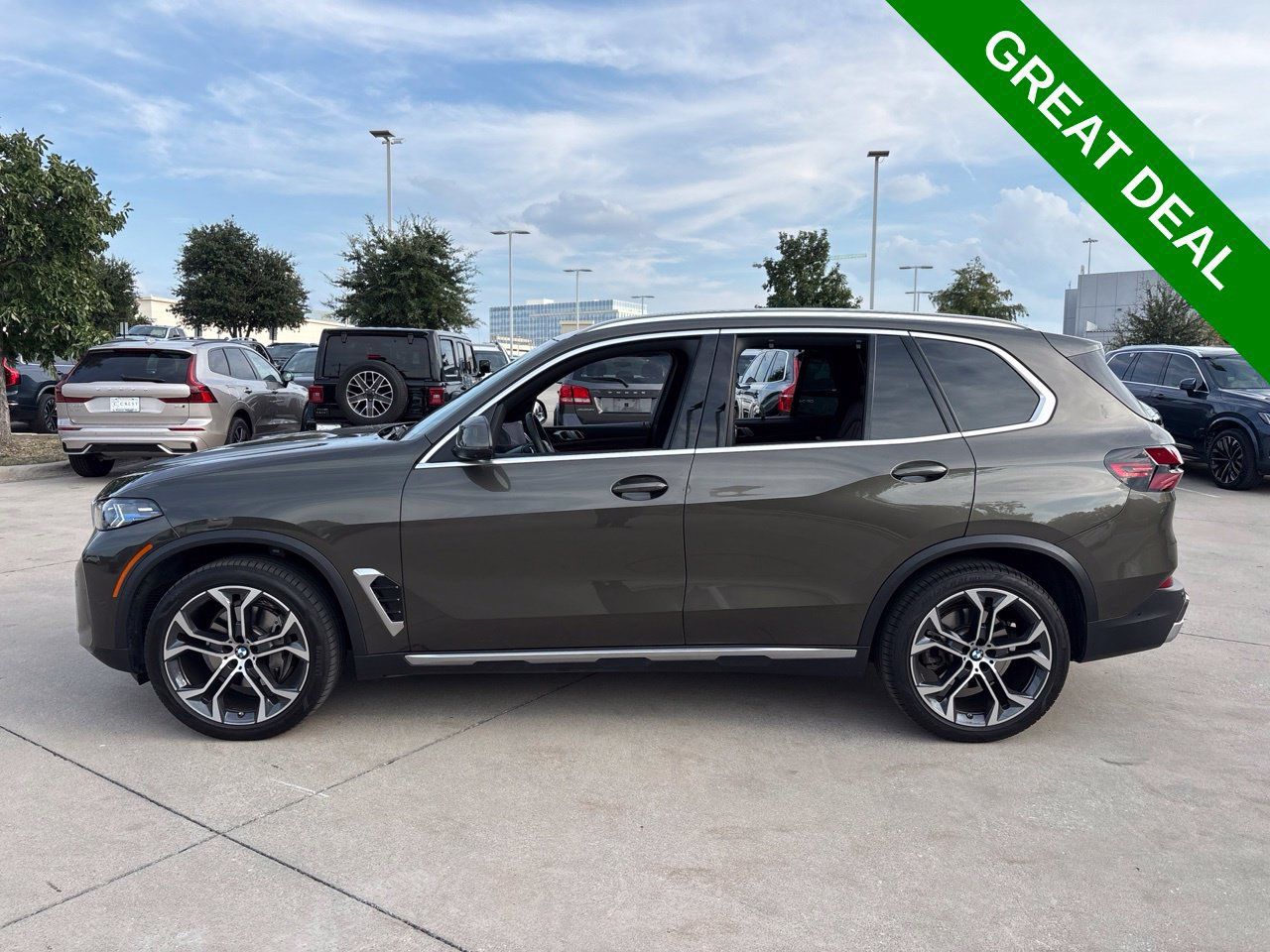 Used 2025 BMW X5 xDrive40i w/ Executive Package AWD/4WD image 8