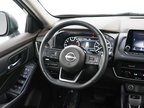 Used 2023 Nissan Rogue SV w/ SV Premium B Package AWD/4WD image 14