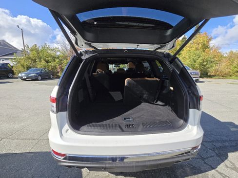 Used 2023 Lincoln Aviator Reserve w/ Elements Package Plus image 6