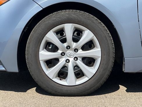 Used 2024 Toyota Corolla LE FWD image 45