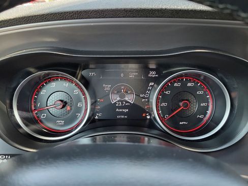 Used 2023 Dodge Charger SXT image 23