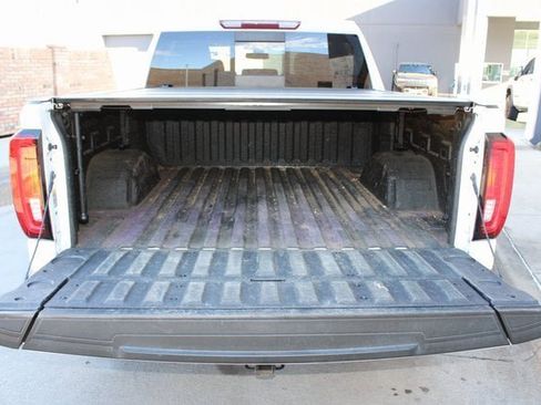 Used 2019 GMC Sierra 1500 SLT image 27