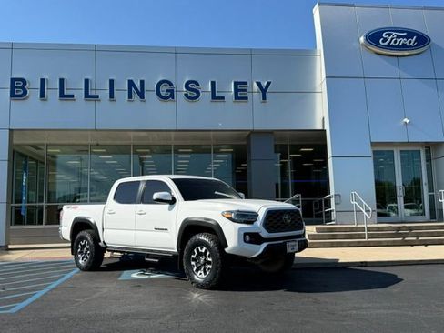 Used 2023 Toyota Tacoma TRD Off-Road AWD/4WD image 1