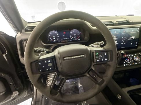 Certified 2024 Land Rover Defender 110 V8 AWD/4WD image 10