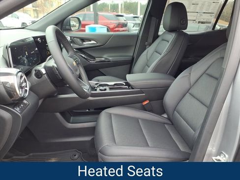 New 2026 Chevrolet Equinox LT FWD image 3