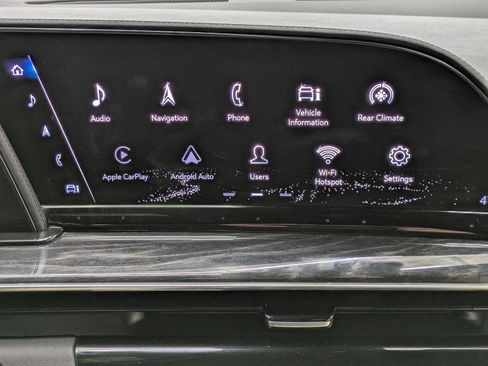 Used 2021 Cadillac Escalade Premium Luxury image 30