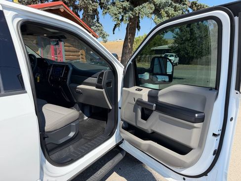 Used 2022 Ford F250 XLT w/ XLT Value Package AWD/4WD image 29