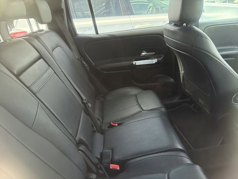 Used 2020 Mercedes-Benz GLB 250 250 image 14