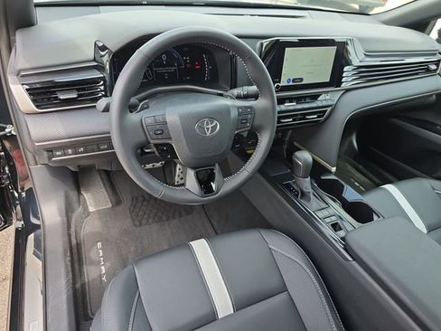 Used 2026 Toyota Camry SE w/ Convenience Package FWD image 16