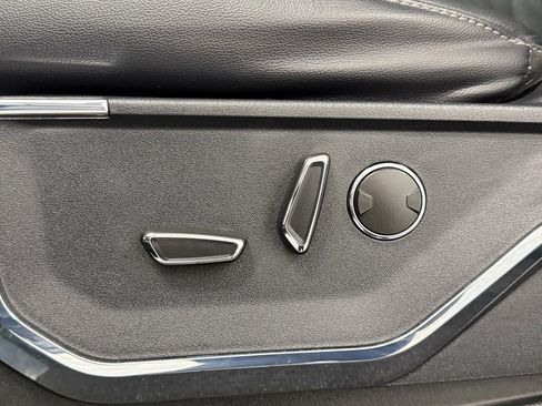 Used 2022 Ford F150 Lariat w/ Equipment Group 502A High image 32