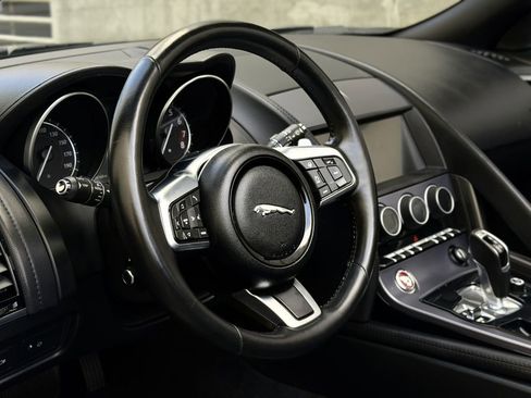 Used 2020 Jaguar F-TYPE image 20