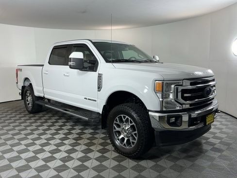 Used 2020 Ford F250 Lariat w/ Lariat Ultimate Package image 3