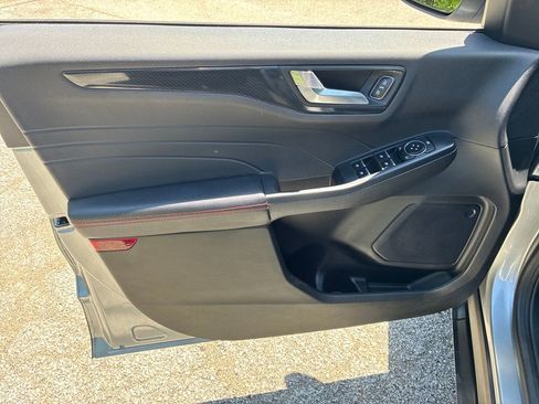 Used 2023 Ford Escape ST-Line w/ Tech Pack #1 AWD/4WD image 10