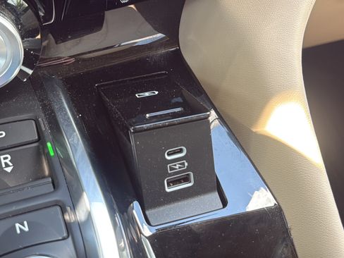 Used 2025 Acura MDX FWD w/ Technology Package image 23