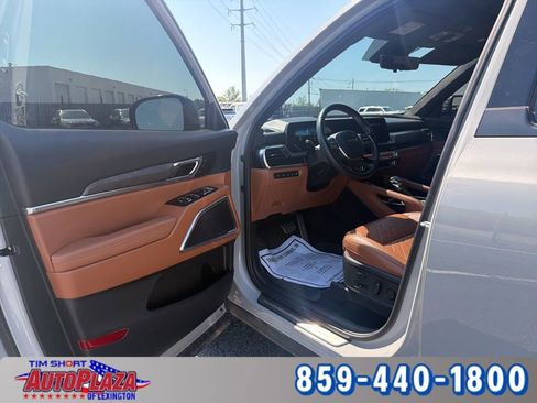Used 2024 Kia Telluride SX Prestige X-Pro AWD/4WD image 4