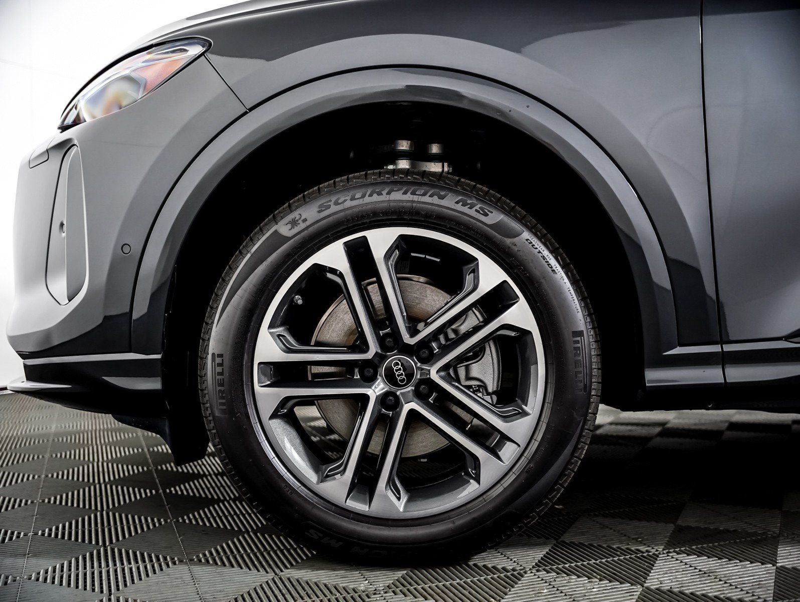 New 2026 Audi Q5 Premium AWD/4WD image 4