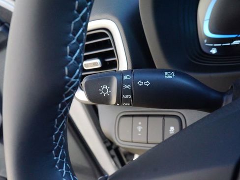 New 2026 Hyundai Venue SEL image 16