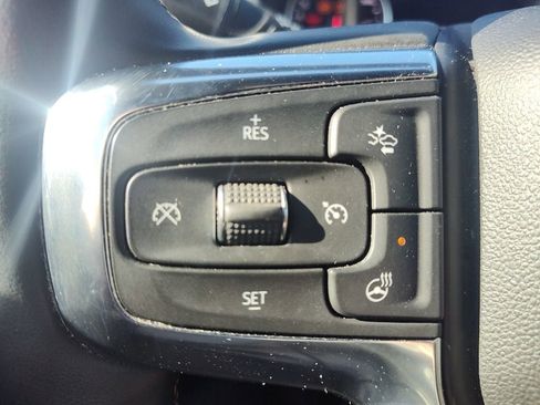 Used 2023 Chevrolet Blazer Premier image 22