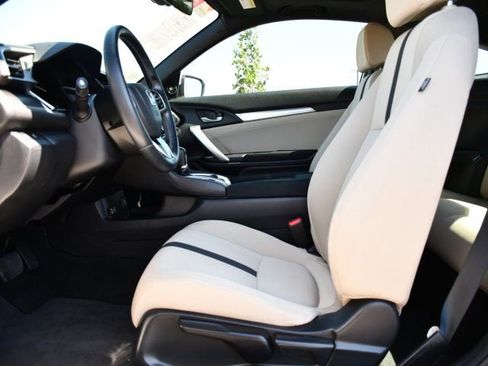 Used 2019 Honda Civic EX image 19