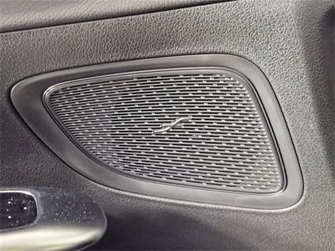 Used 2025 Mercedes-Benz C 300 4MATIC Sedan image 33