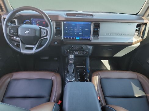 Used 2023 Ford Bronco Outer Banks AWD/4WD image 7