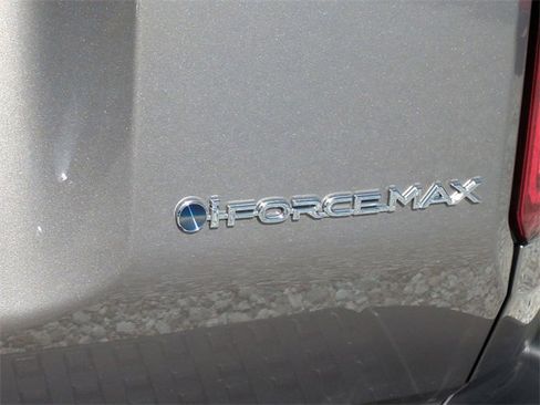 Used 2025 Toyota Land Cruiser image 13