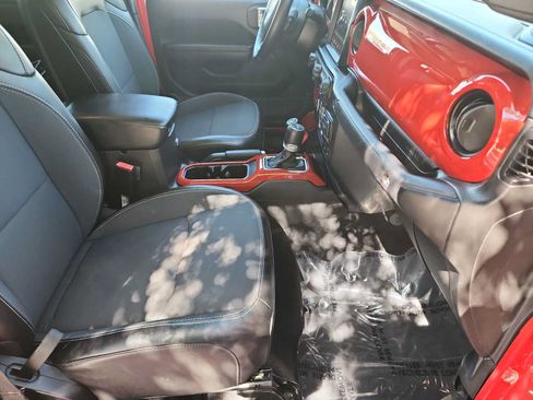 Used 2021 Jeep Gladiator Sport AWD/4WD image 18
