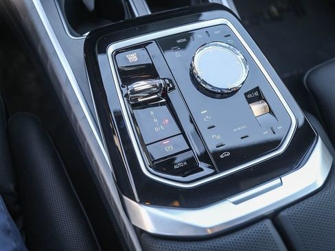 Used 2026 BMW 760i xDrive AWD/4WD image 15