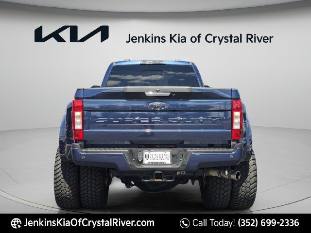 Used 2020 Ford F350 Lariat w/ Chrome Package AWD/4WD image 8