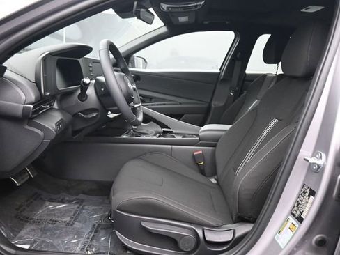 New 2026 Hyundai Elantra SEL Sport Premium FWD image 11