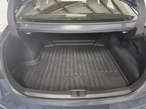 Used 2025 Toyota Crown XLE image 13