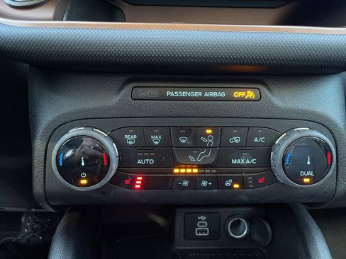 Used 2023 Ford Bronco Sport Outer Banks w/ Tech Package image 19