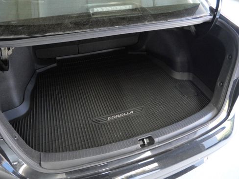 Certified 2020 Toyota Corolla XLE image 19