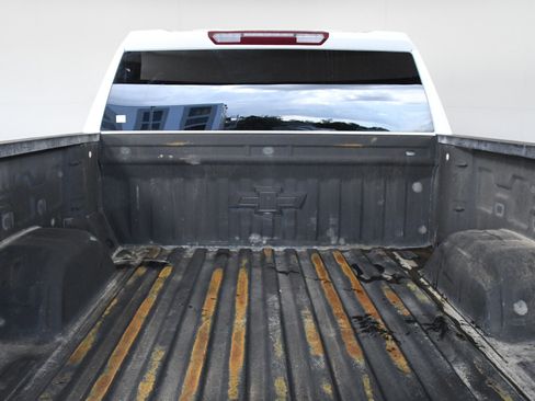 Used 2023 Chevrolet Silverado 1500 LT Trail Boss w/ Protection Package image 32