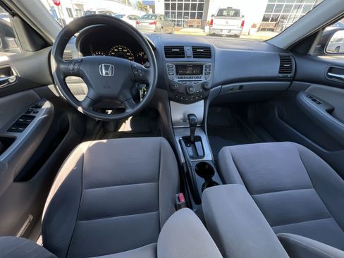 Used 2007 Honda Accord EX image 2