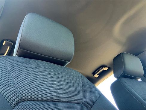 Used 2024 Chevrolet Colorado LT w/ LT Convenience Package image 14