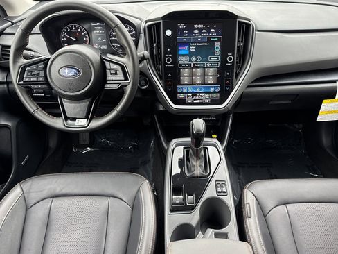 Certified 2025 Subaru Crosstrek 2.5i Limited w/ Crosstrek Mirror Package image 15