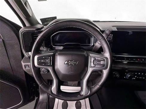 Used 2023 Chevrolet Silverado 1500 RST w/ Z71 Off-Road Package image 11