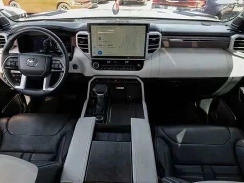 Used 2024 Toyota Tundra Capstone AWD/4WD image 20
