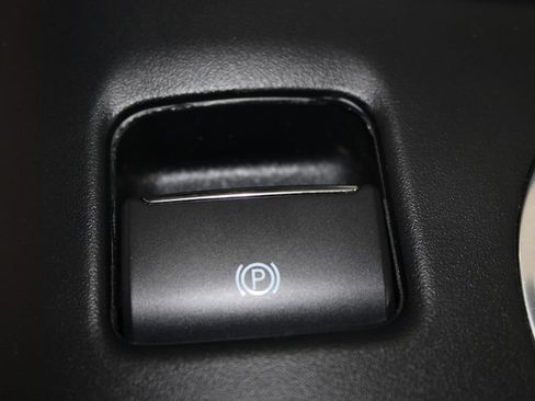 Used 2024 Ford Mustang Premium RWD image 39