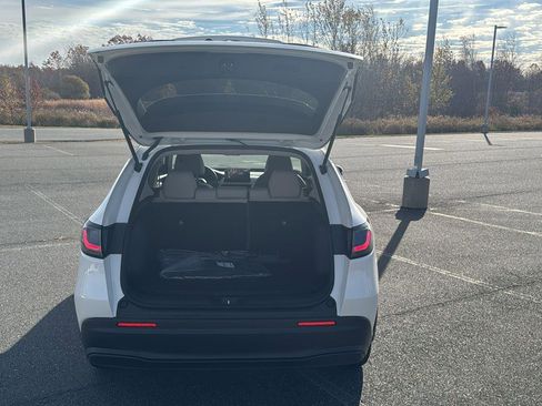 New 2026 Honda HR-V LX image 15