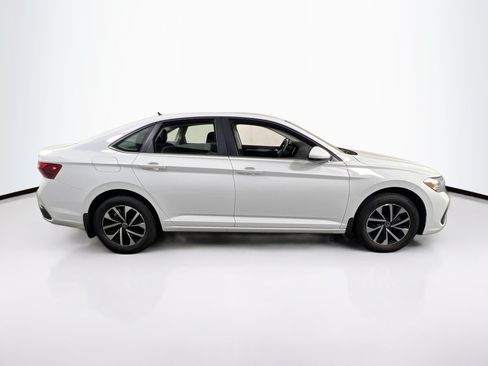 Used 2023 Volkswagen Jetta S FWD image 4