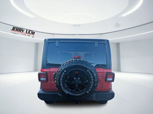 Used 2020 Jeep Wrangler Sport image 3