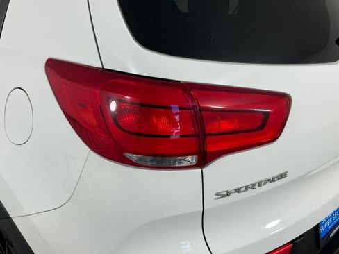 Used 2015 Kia Sportage LX AWD/4WD image 18